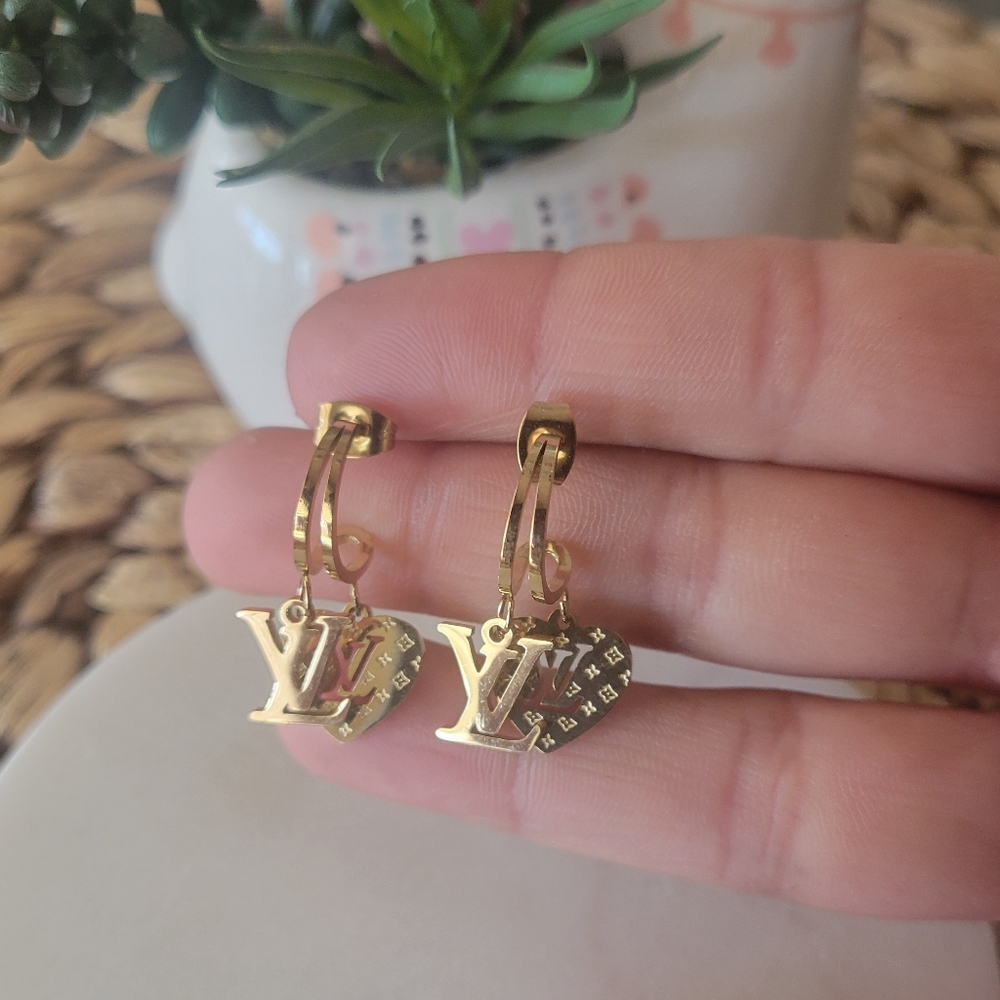 Small hoops